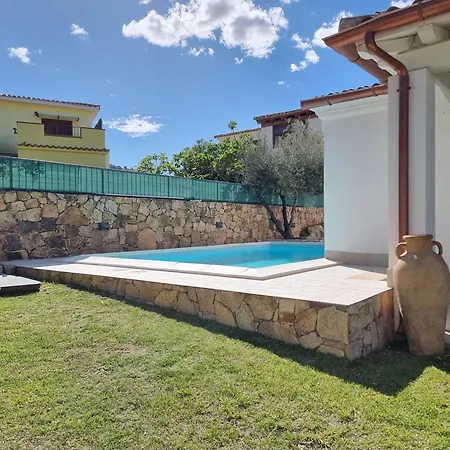 Res S'abbaida C1 Con Piscina Privata فيلة *