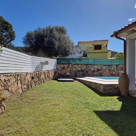 فيلة Res S'abbaida C1 Con Piscina Privata